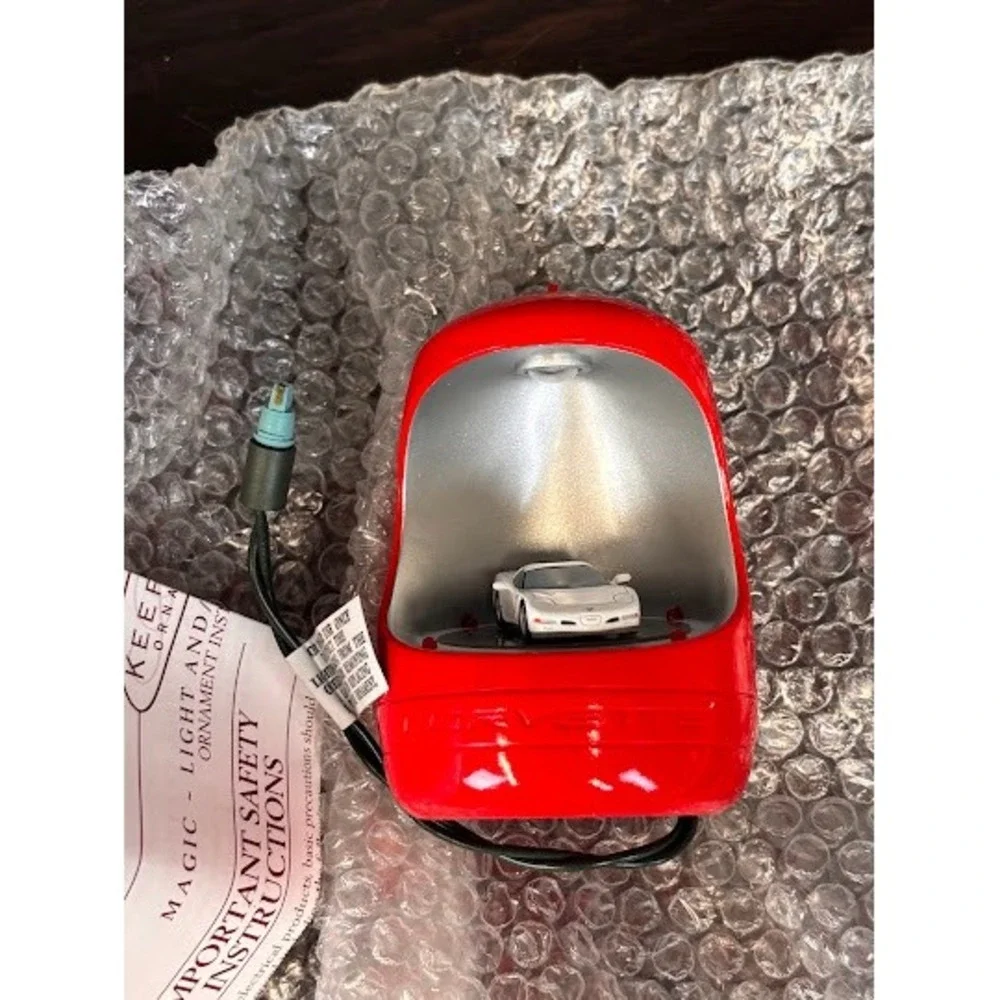Hallmark Keepsake 1998 Corvette Magic Ornament Light and Motion White C5 Chevy